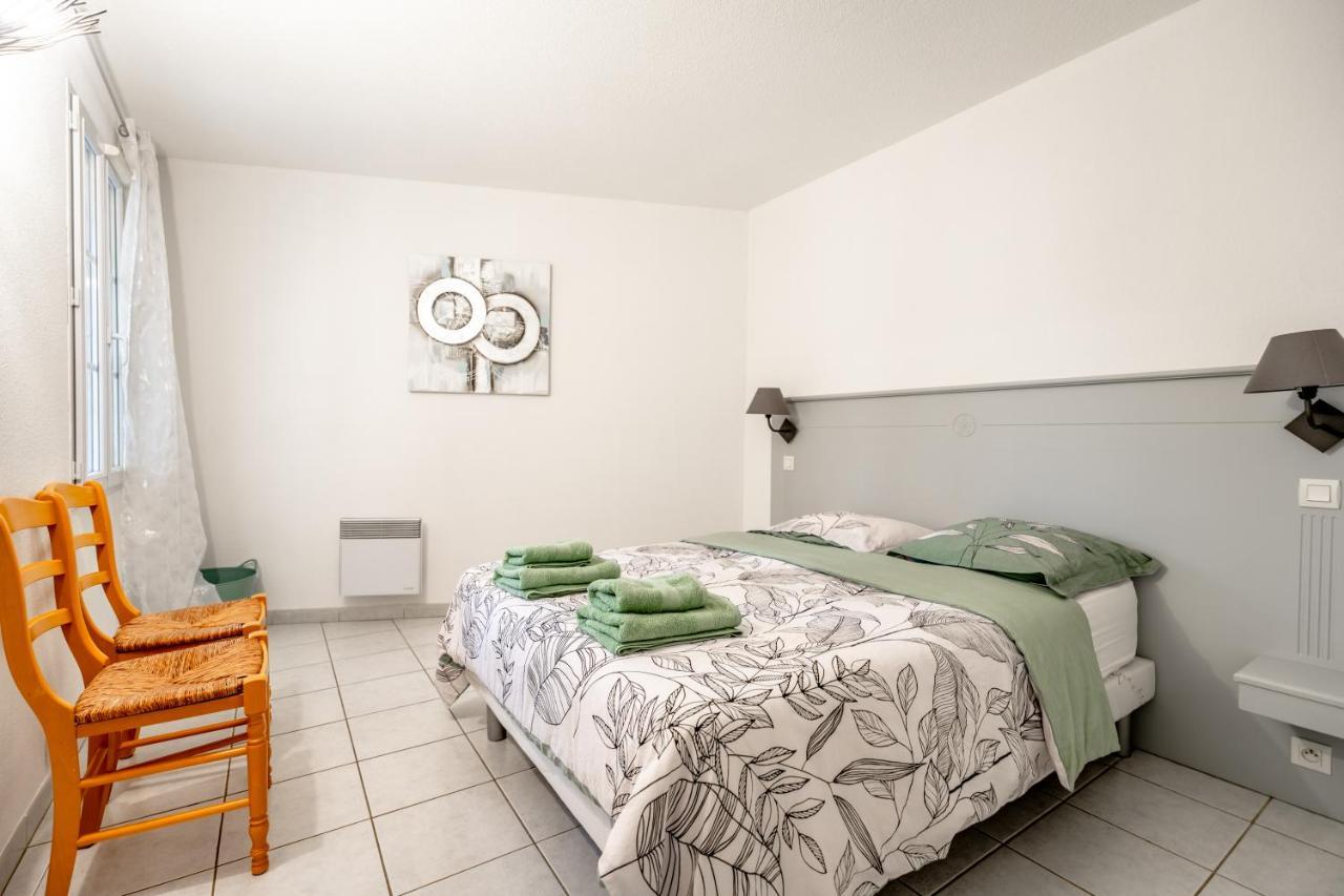 Le Plan-de-la-Tour Superbe Appartement Avec Piscine מראה חיצוני תמונה