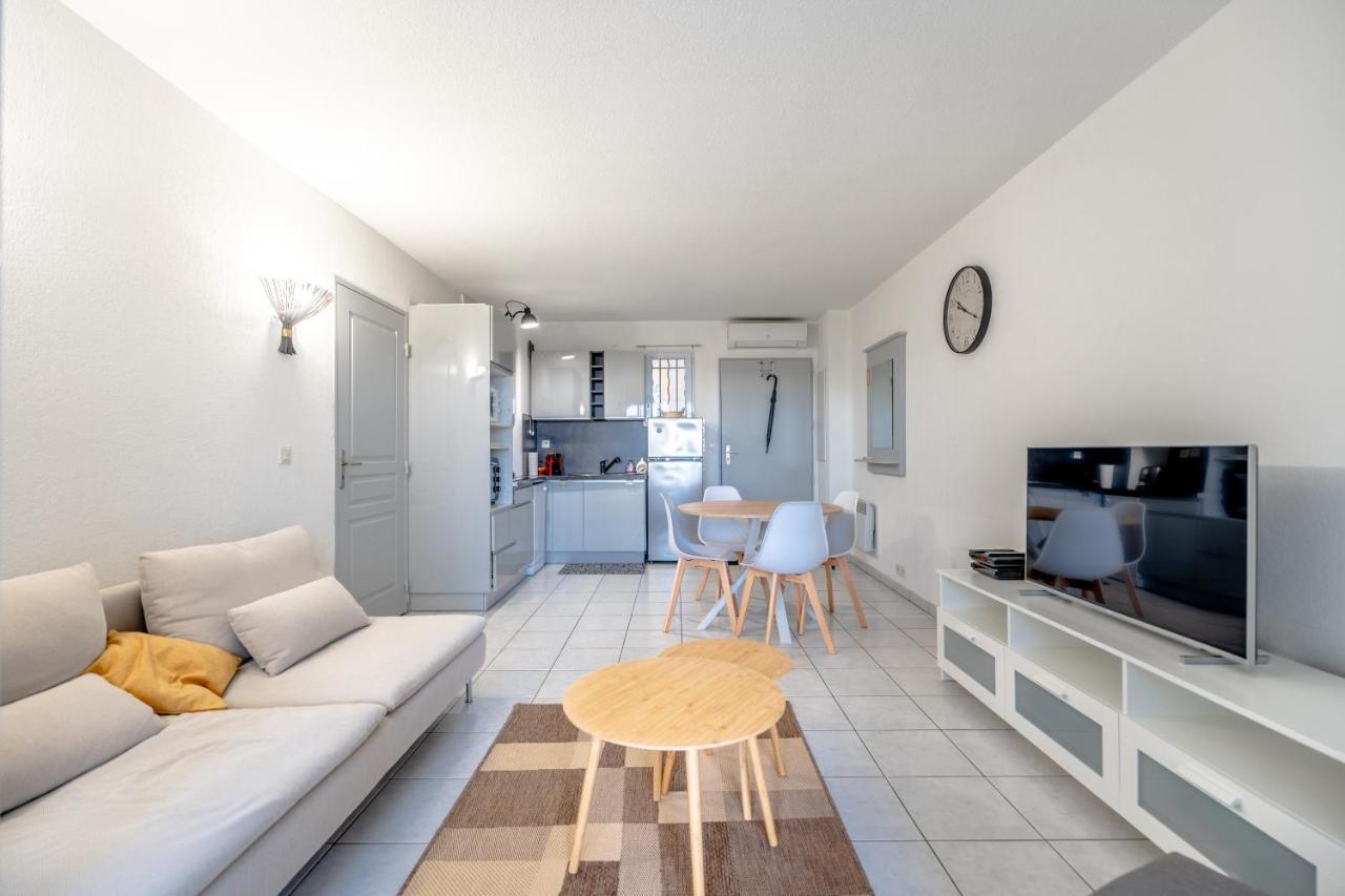 Le Plan-de-la-Tour Superbe Appartement Avec Piscine מראה חיצוני תמונה